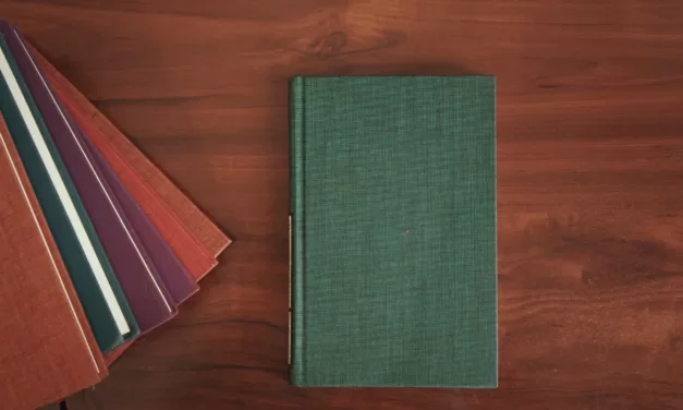 5 Powerful Books To Conquer Money and Your Mind