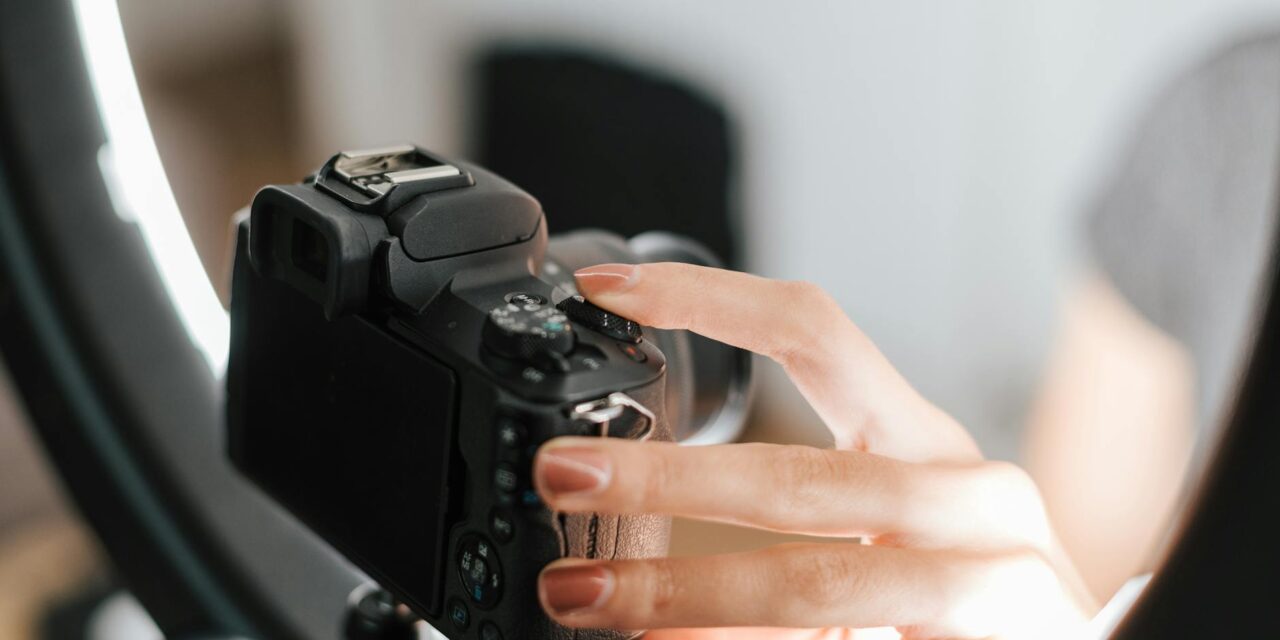 Finance Influencers: Good Money Advice or Sleazy Hustlers?